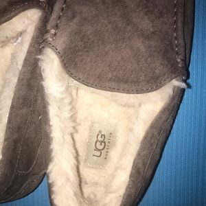 UGG Slippers/Driving Shoe/Loafer